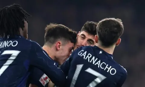 Amorim tìm ra Roy Keane mới cho MU