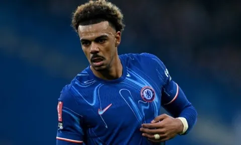 Chelsea cứng rắn ở thương vụ Renato Veiga