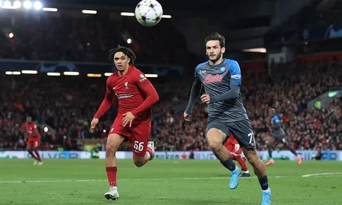 Klopp từng nói gì về mục tiêu số 1 của Liverpool - Kvaratskhelia?