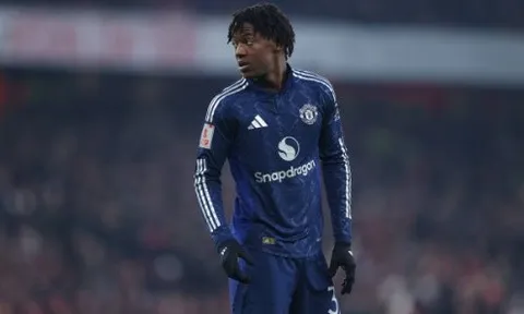 Bayern Munich gia nhập cuộc đua giành tiền vệ Man Utd