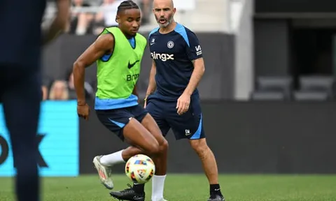 Tổng quan thương vụ trao đổi chấn động của Chelsea
