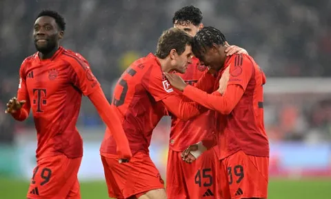 4 điều rút ra từ chiến thắng hủy diệt của Bayern: Tiếc cho Mathys Tel