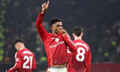 Hat-trick của Amad Diallo giúp Amorim “gỡ thế căng thẳng” với Sir Jim Ratcliffe