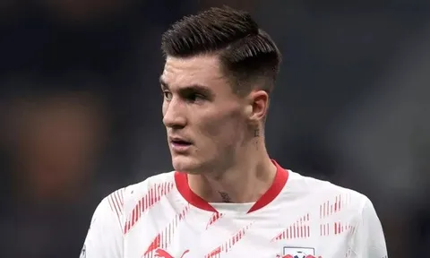 Người đại diện của Sesko phá vỡ im lặng về thương vụ đến Arsenal
