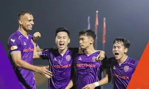 Tiến Linh "tịt ngòi", Bình Dương vẫn ngược dòng ngoạn mục