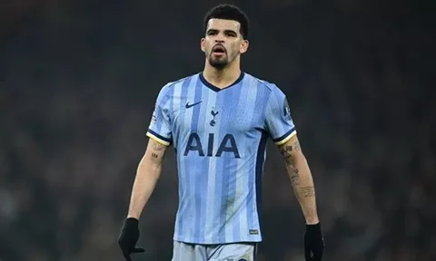 Hung tin Solanke, Tottenham mất 11 cầu thủ chủ chốt