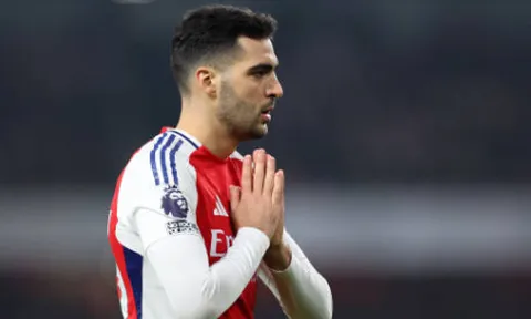VAR từ chối bàn thắng muộn của Arsenal