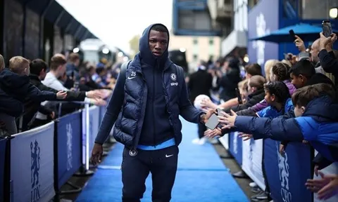 Caicedo làm rõ nghi vấn nghỉ trận của Chelsea khi Maresca lo lắng về Palmer