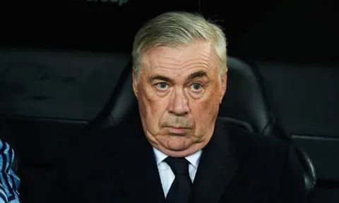 Phản ứng của Ancelotti khi Man City 'làm loạn' TTCN mùa đông
