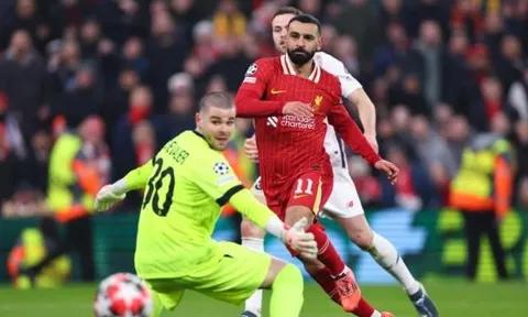 Arne Slot dùng một từ để miêu tả Mohamed Salah