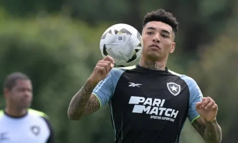 Bên cạnh Sesko, Arsenal nói chuyện với sao tuyển Brazil