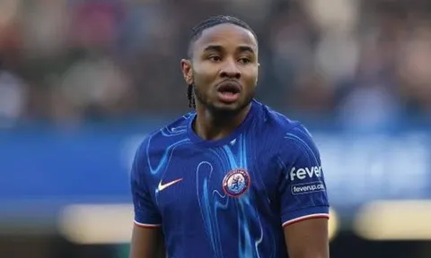 Chelsea ra giá bán Christopher Nkunku