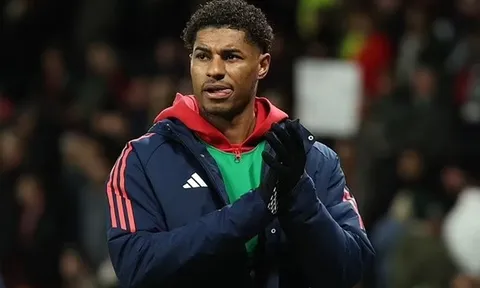 Một CLB từ bỏ chiêu mộ Rashford