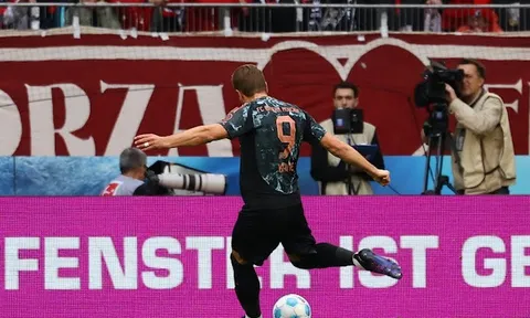 Leverkusen sẩy chân, Bayern gia tăng khoảng cách trong cuộc đua Đĩa bạc