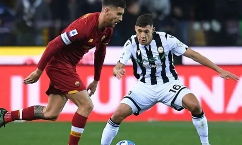 2 quả penalty giúp ngược dòng, Roma vươn lên vị trí thứ 9