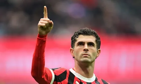 AC Milan ngược dòng phút bù giờ, vẫn cách top 4 khoảng cách lớn