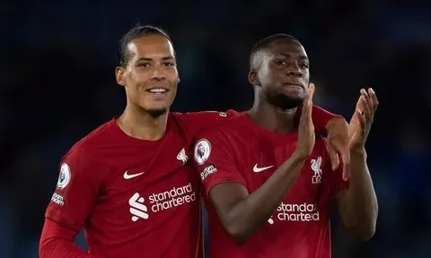 Cặp trung vệ Liverpool đặt nền móng cho sự kiểm soát toàn diện