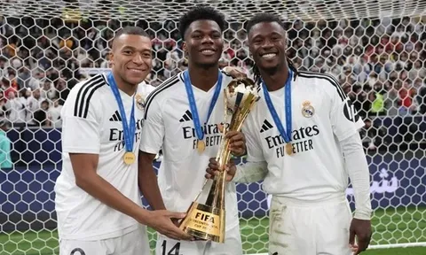Chelsea nhận thấy cơ hội ngàn vàng để nâng cấp hàng tiền vệ