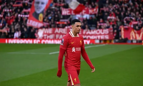 Real Madrid có 3 ngôi sao khiến Alexander-Arnold bị lu mờ