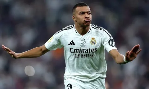 Cựu chủ tịch Barcelona thừa nhận tiền đạo Real Madrid khiến ông "lo lắng"