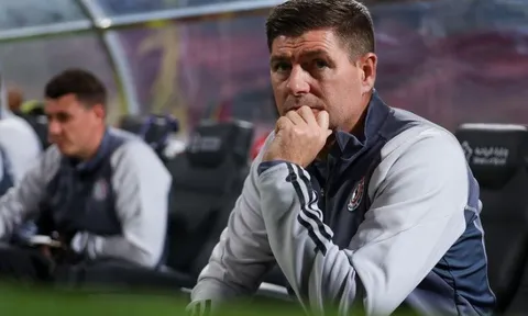 Trở lại Liverpool, làm bình luận viên: Các lựa chọn của Steven Gerrard sau khi rời Al Ettifaq