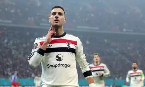 Diogo Dalot ca ngợi 2 đồng đội sau trận thắng FCSB