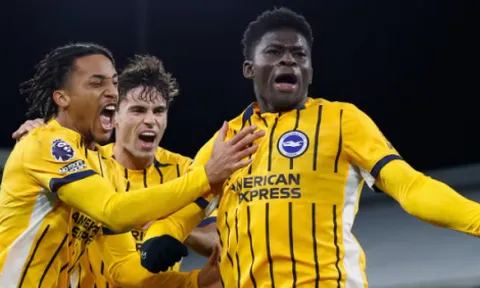 Man City vỡ mộng với thương vụ Carlos Baleba