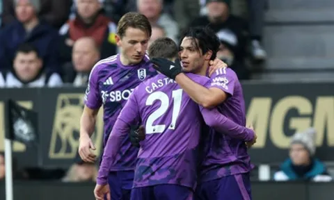 Isak tịt ngòi, Newcastle nguy cơ bị Man City nới rộng khoảng cách