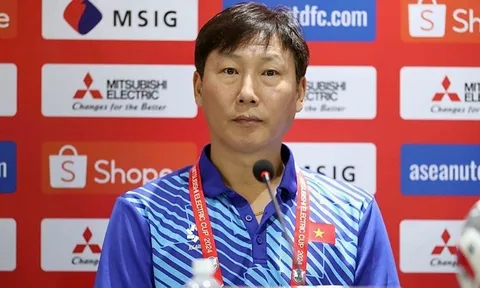 "Việt Nam nên dùng đội U18 dự SEA Games"