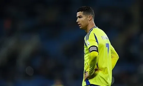 Cristiano Ronaldo gửi lời nhắc nhở về Kylian Mbappe tới Real Madrid