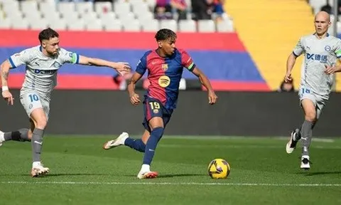 Yamal tái hiện thành tích ấn tượng của Messi