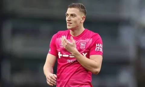 Chuyển nhượng tối 5/2: M.U quan tâm Liam Delap; Arsenal sẵn sàng bạo chi vì Nico Williams