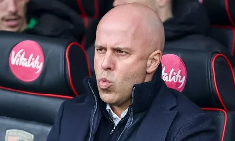 Đối thủ lớn nhất của Liverpool trong cuộc đua vô địch không phải là Arsenal