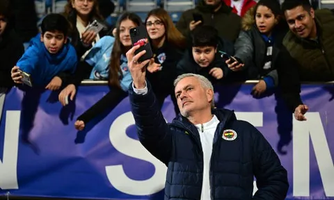 Premier League chốt hạ, TTCN giải nào vẫn đang mở cửa?