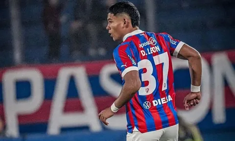 Tất tần tật về Diego Leon - Tân binh sáng giá của MU