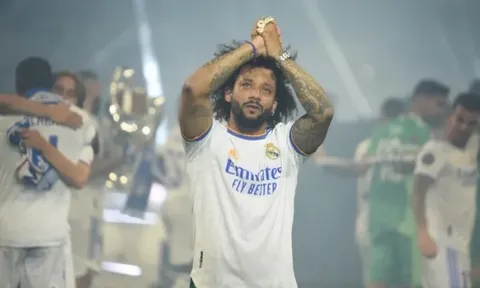 CHÍNH THỨC: Marcelo tuyên bố giải nghệ