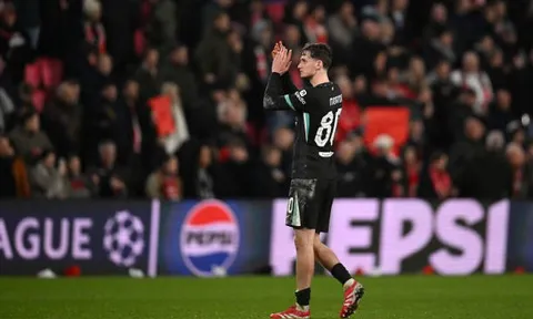 Liverpool đang khiến một tài năng bị chôn vùi ở Anfield