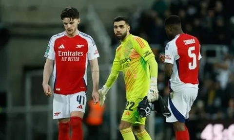 Thua Newcastle, Arsenal đã nhận về những gì xứng đáng
