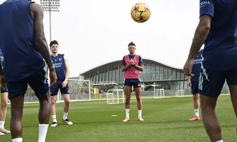 Arsenal đón cú hích cực lớn ngay khi tới Dubai