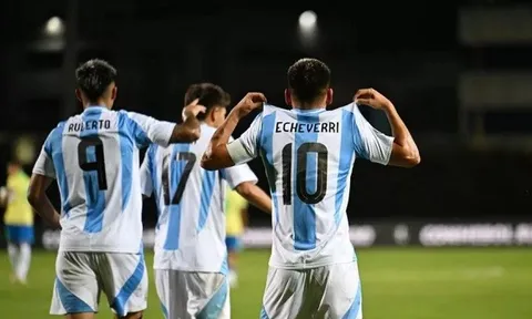 Man City chi gần 200 triệu bảng, nhưng Echeverri mới là thương vụ đáng giá nhất?