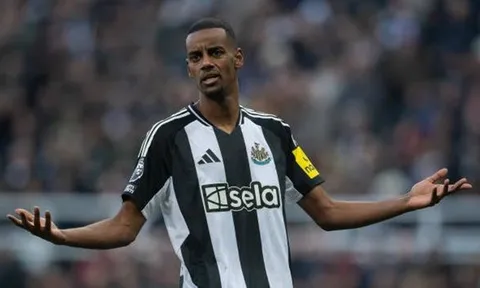 Newcastle hét giá khủng cho Isak
