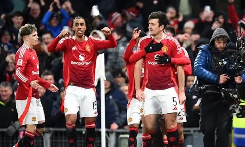 Harry Maguire đi vào lịch sử MU