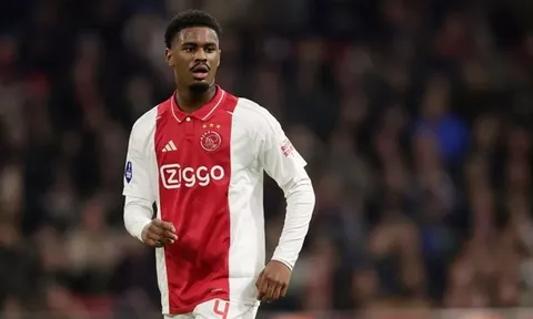 Liverpool gửi tuyển trạch viên đến theo dõi Jorrel Hato