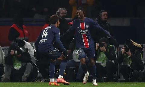 PSG đè bẹp Monaco, vững vàng trên ngôi đầu Ligue 1