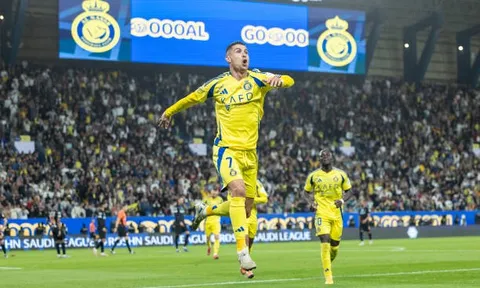 Ronaldo và Jhon Duran tỏa sáng, Al Nassr thắng hủy diệt