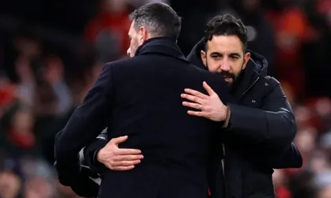 Van Nistelrooy nói lời cay đắng sau trận MU 2-1 Leicester City