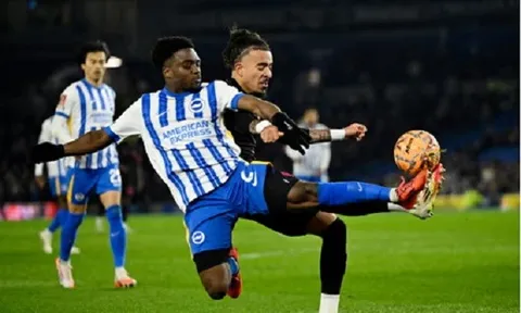Điểm đen của hàng phòng ngự Chelsea trước Brighton: May mắn thoát penalty