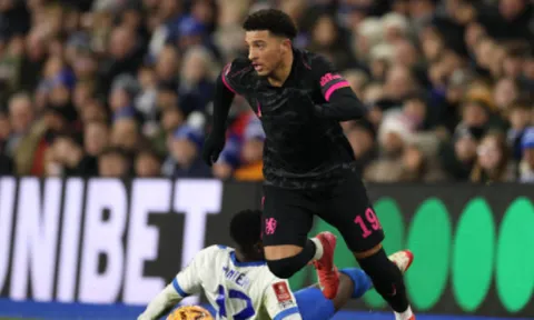 Sancho góp phần biến mùa giải của Chelsea thêm tồi tệ