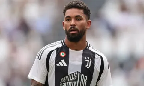 MU cân nhắc đổi Zirkzee, lấy sao 50 triệu từ Juventus