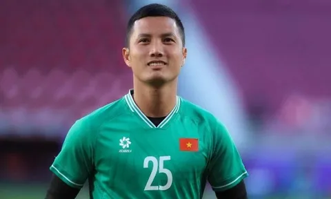 Đình Triệu trở lại nhưng chưa chắc suất số 1 đội tuyển Việt Nam
